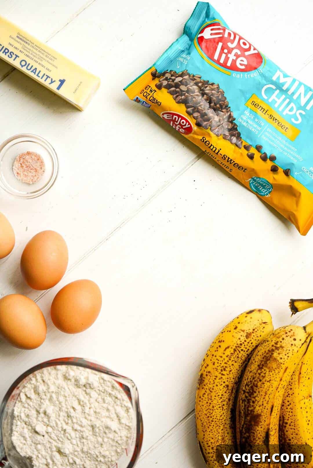 Decadent Chocolate-Swirled Banana Oat Muffins 3 Ingredients for gluten-free banana oat muffins.